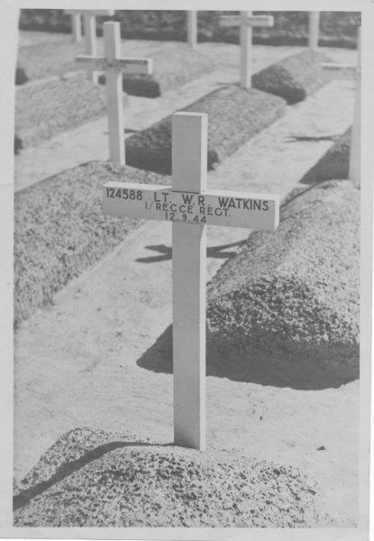 Lt Watkins grave Arezzo Military Cemetery circa 1945